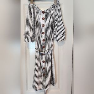 Cute striped dress size M